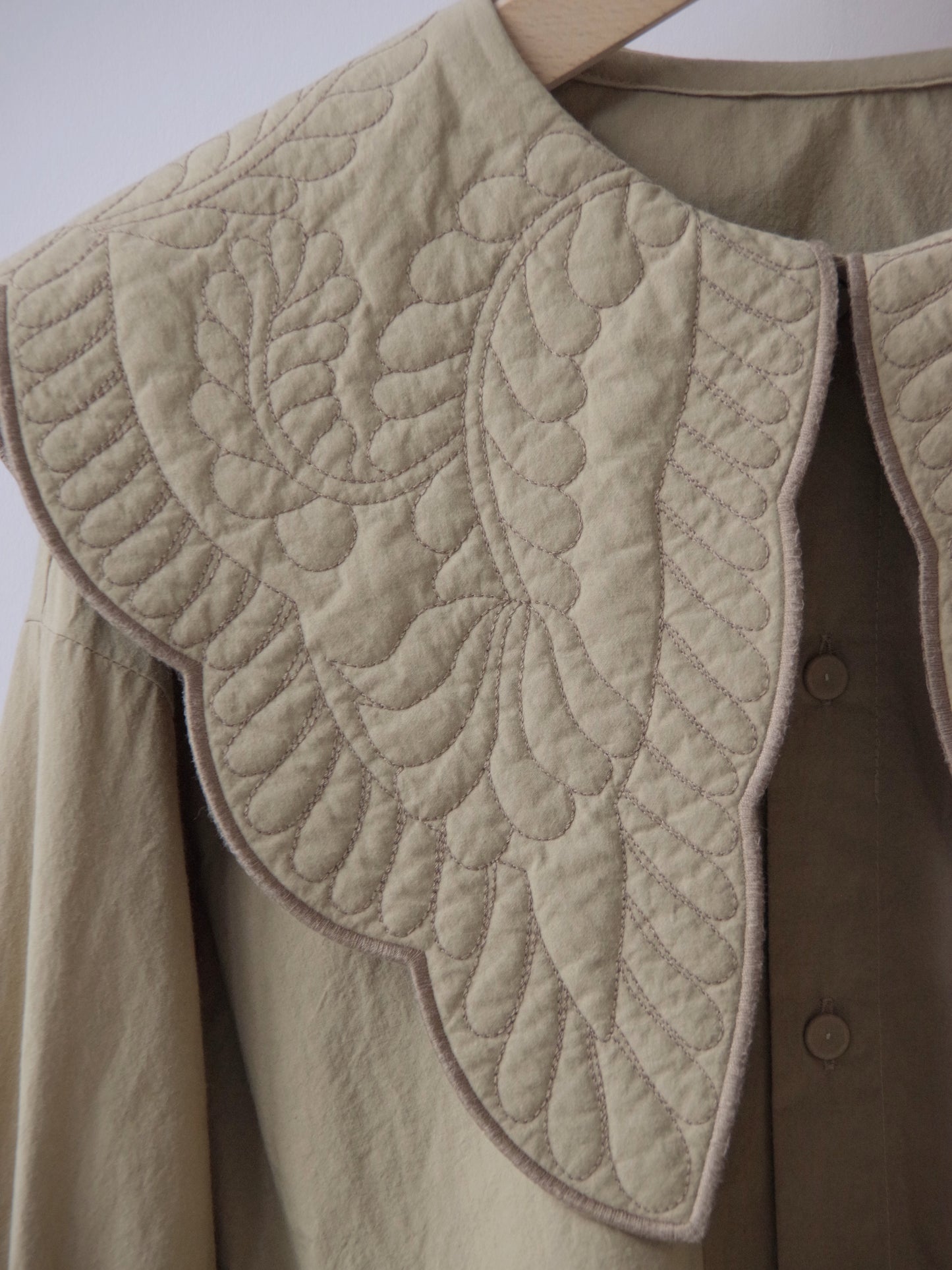 trapunto quilt collar ブラウス | qiri