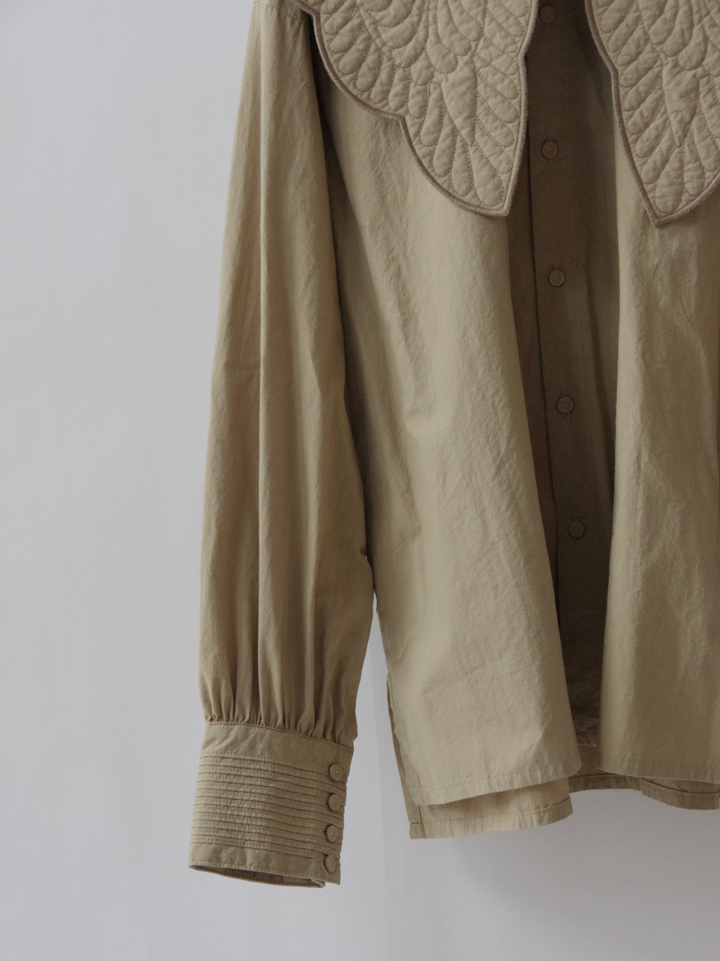 trapunto quilt collar ブラウス | qiri