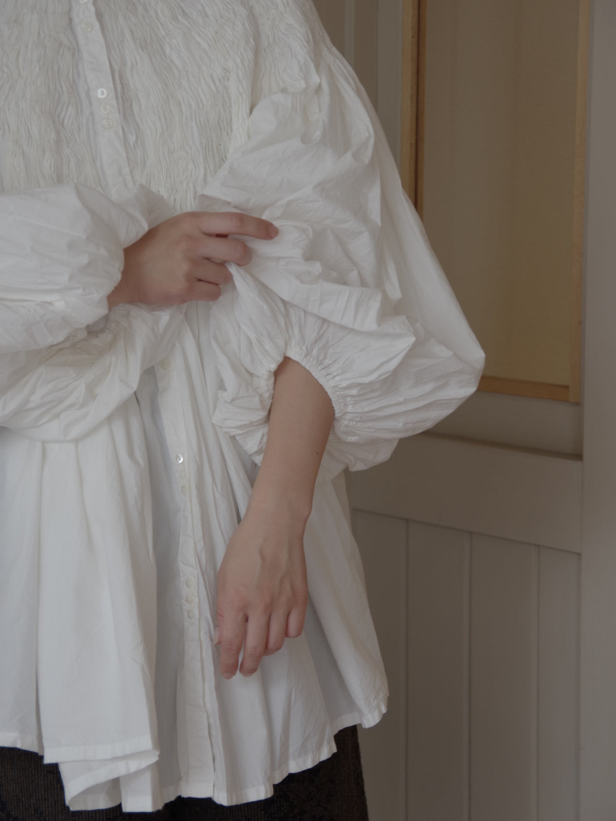サーキュラースモッキングシャツ | ROBE de PEAU