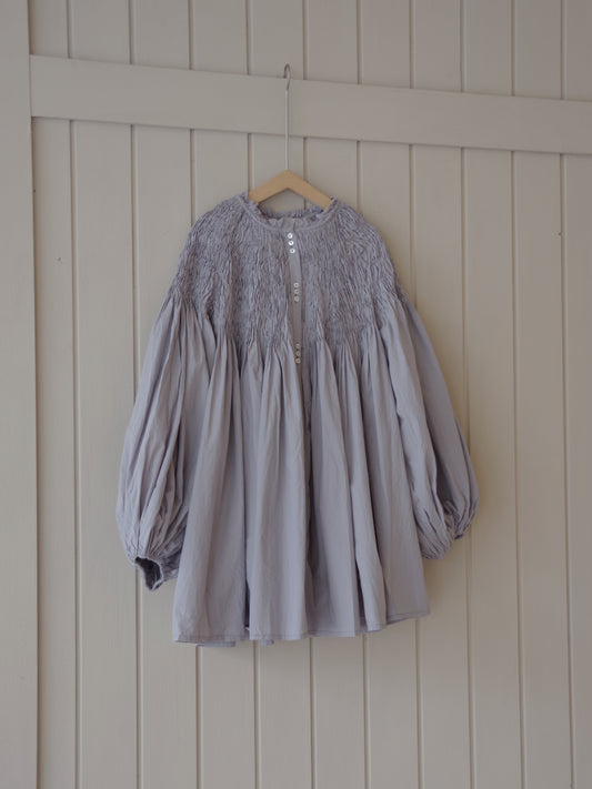 サーキュラースモッキングシャツ | ROBE de PEAU