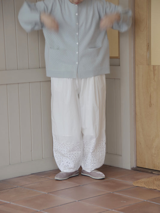 ソフトライトフィルターパンツ | ROBE de PEAU
