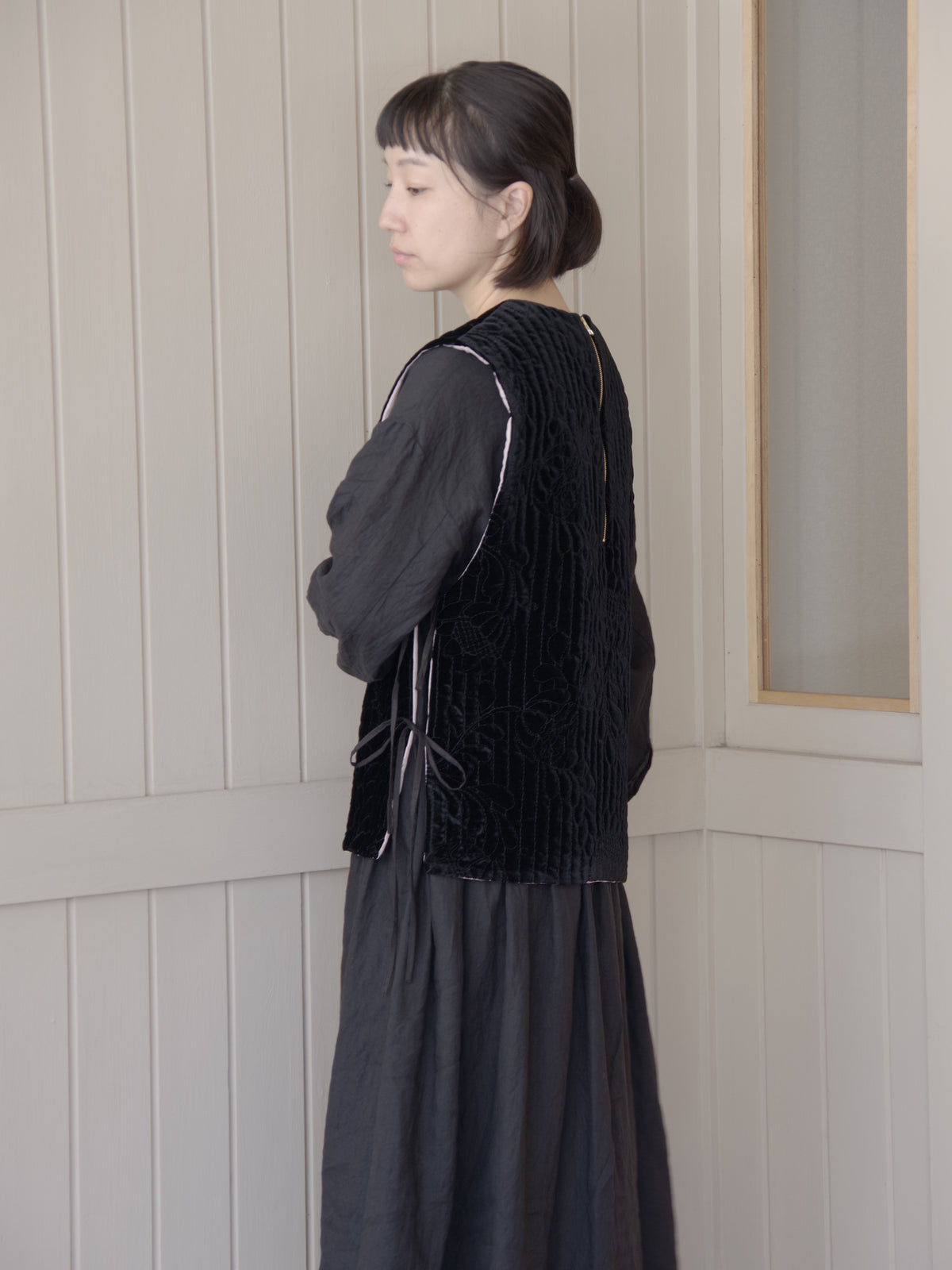 velvet quilt embroidery gilet | Heriter