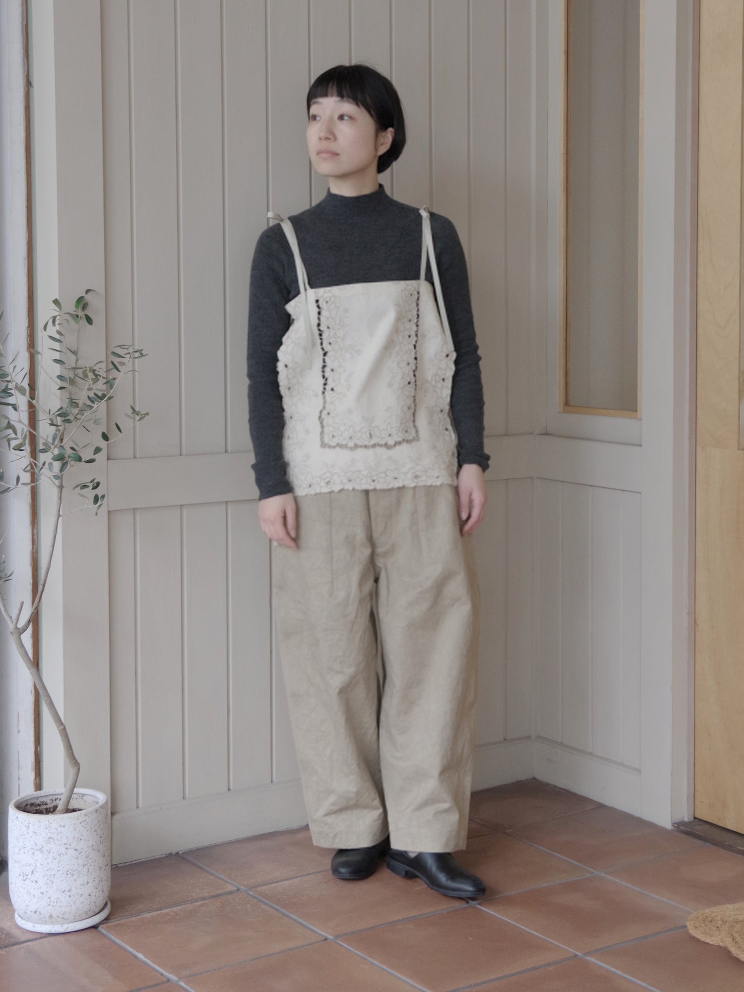 高密度チノワイドパンツ | HAVERSACK