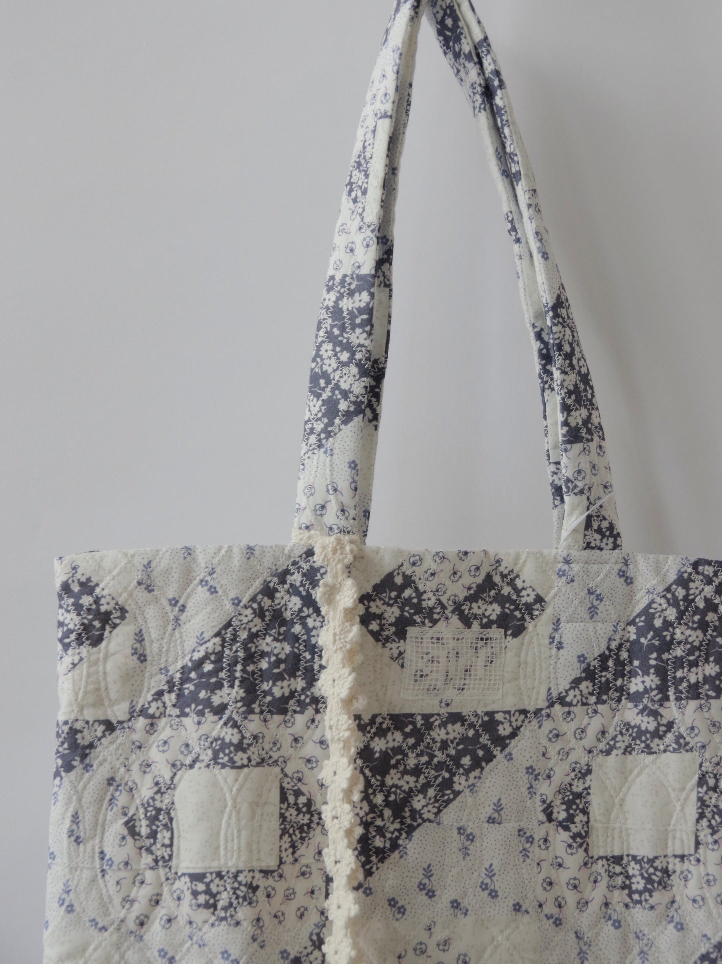 patchwork print quilting tote bag | qiri
