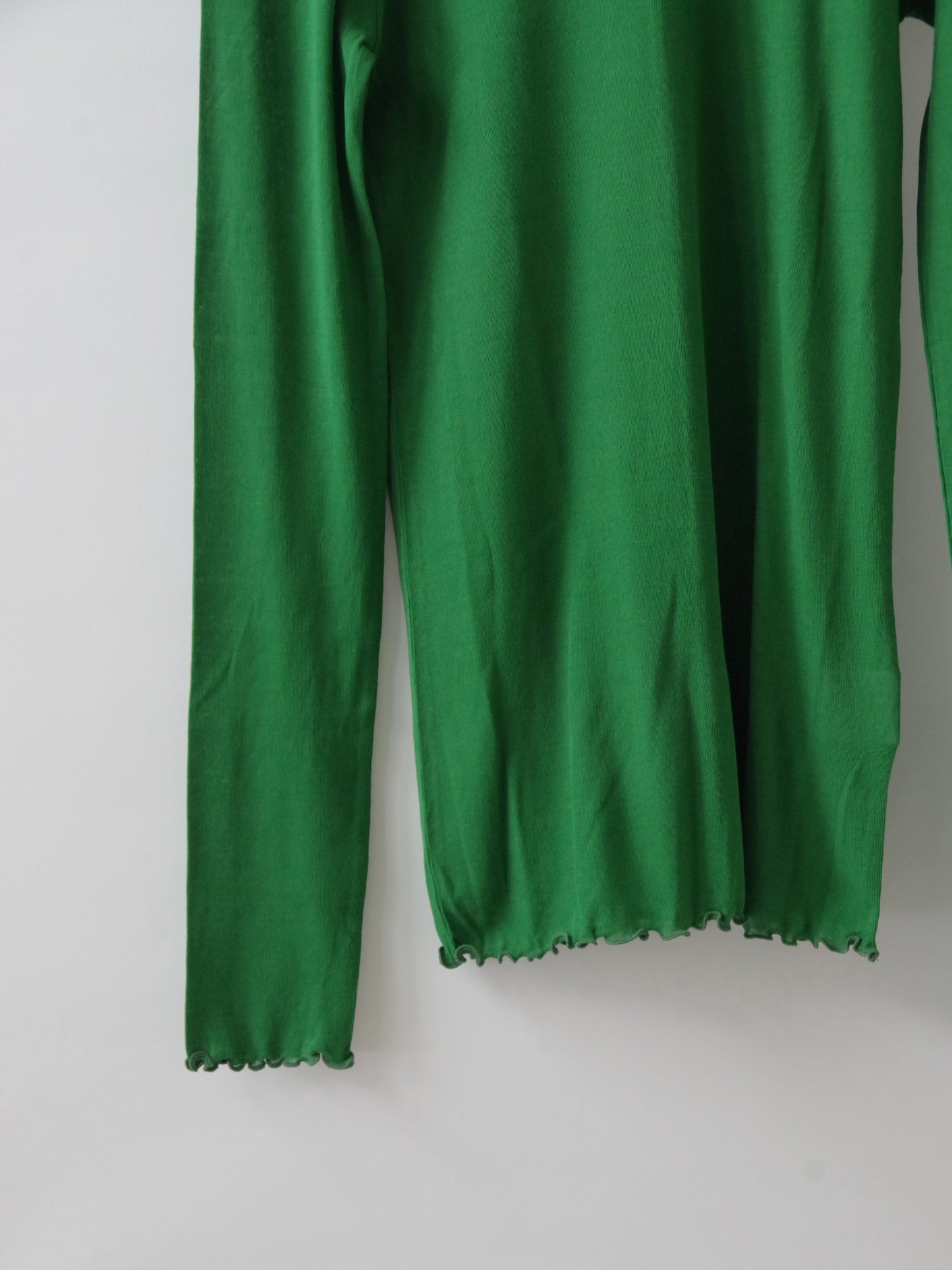 シアーハイツイストコットンハイネックプルオーバー | Hands of creation