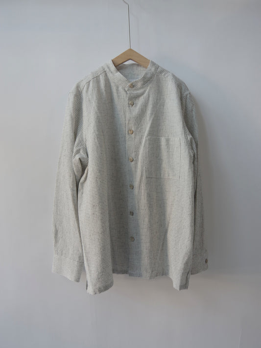 コットンリネンピンチェックバンドカラーシャツ | atelier naruse