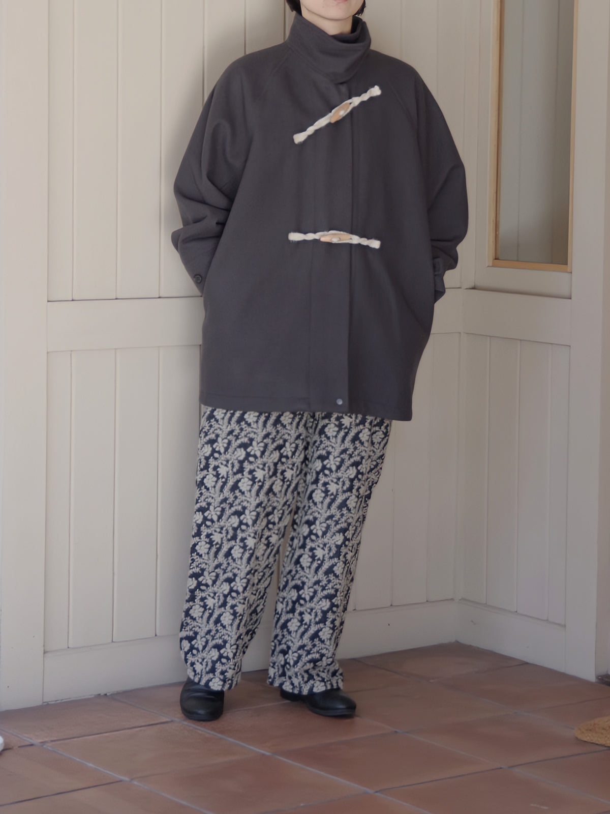 super100 Wool middle length toggle button コート | yuni