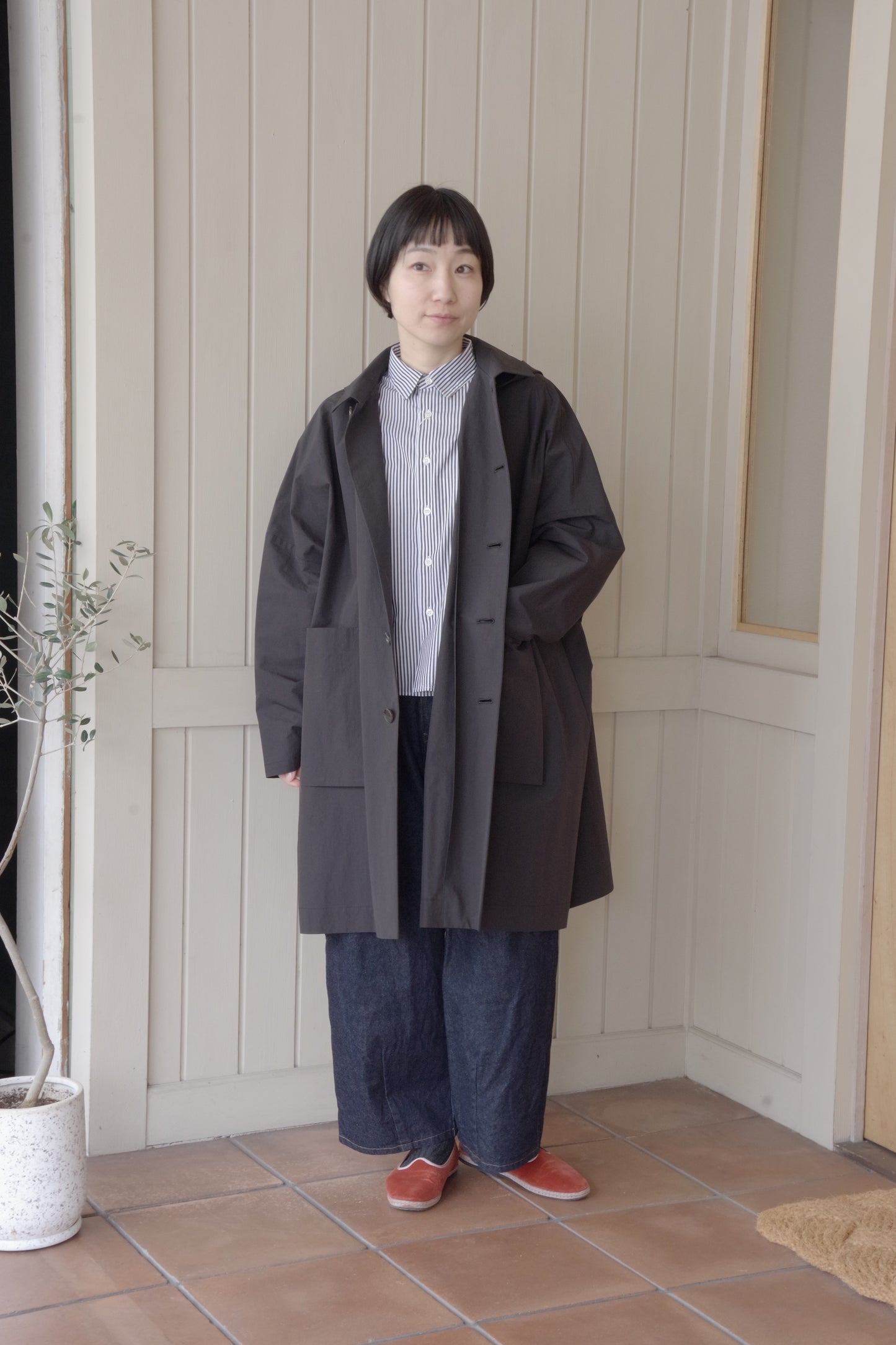 コットンナイロンタフタフーデットコート | atelier naruse