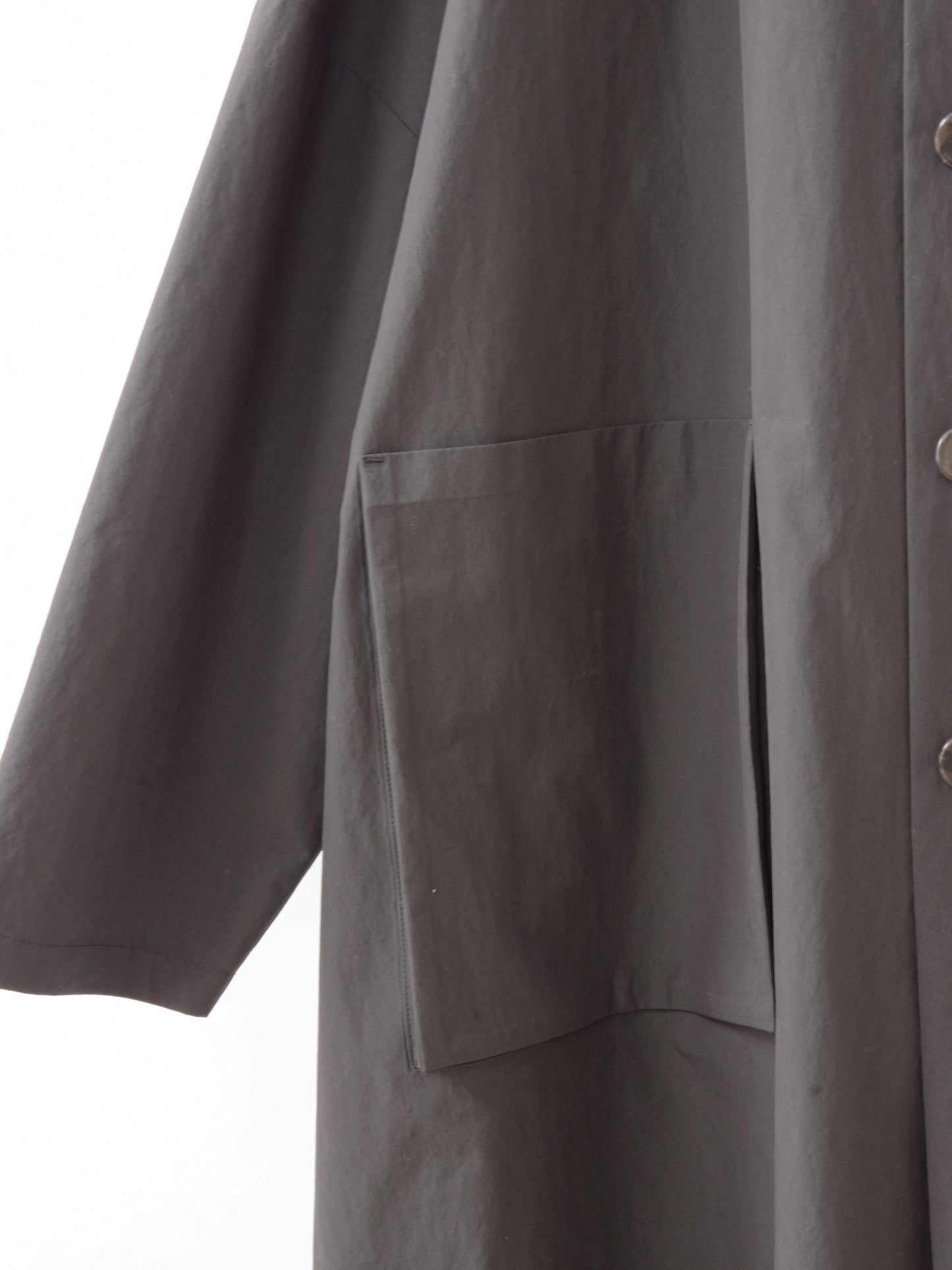 コットンナイロンタフタフーデットコート | atelier naruse