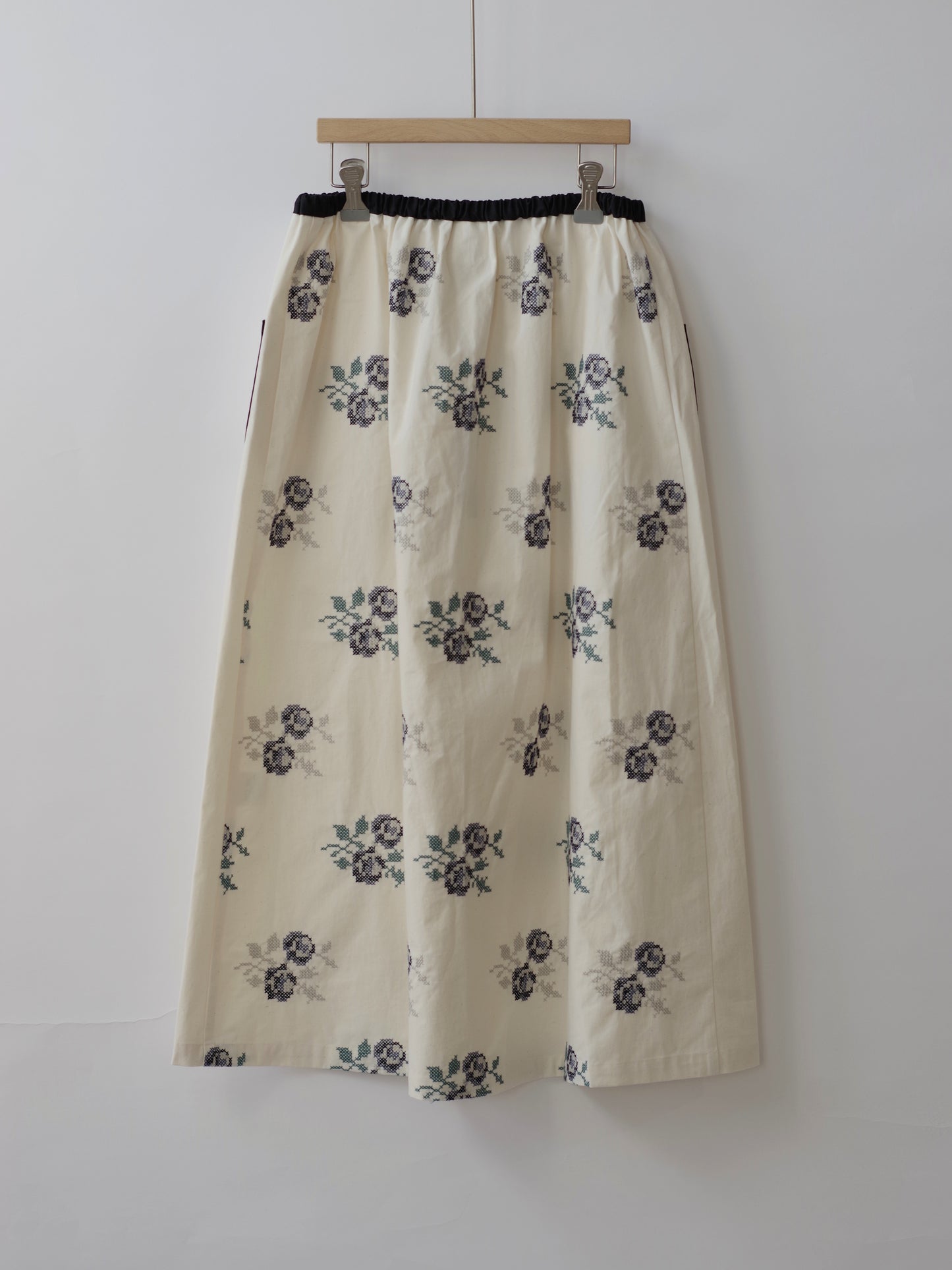 クロスステッチスカート | pot and tea