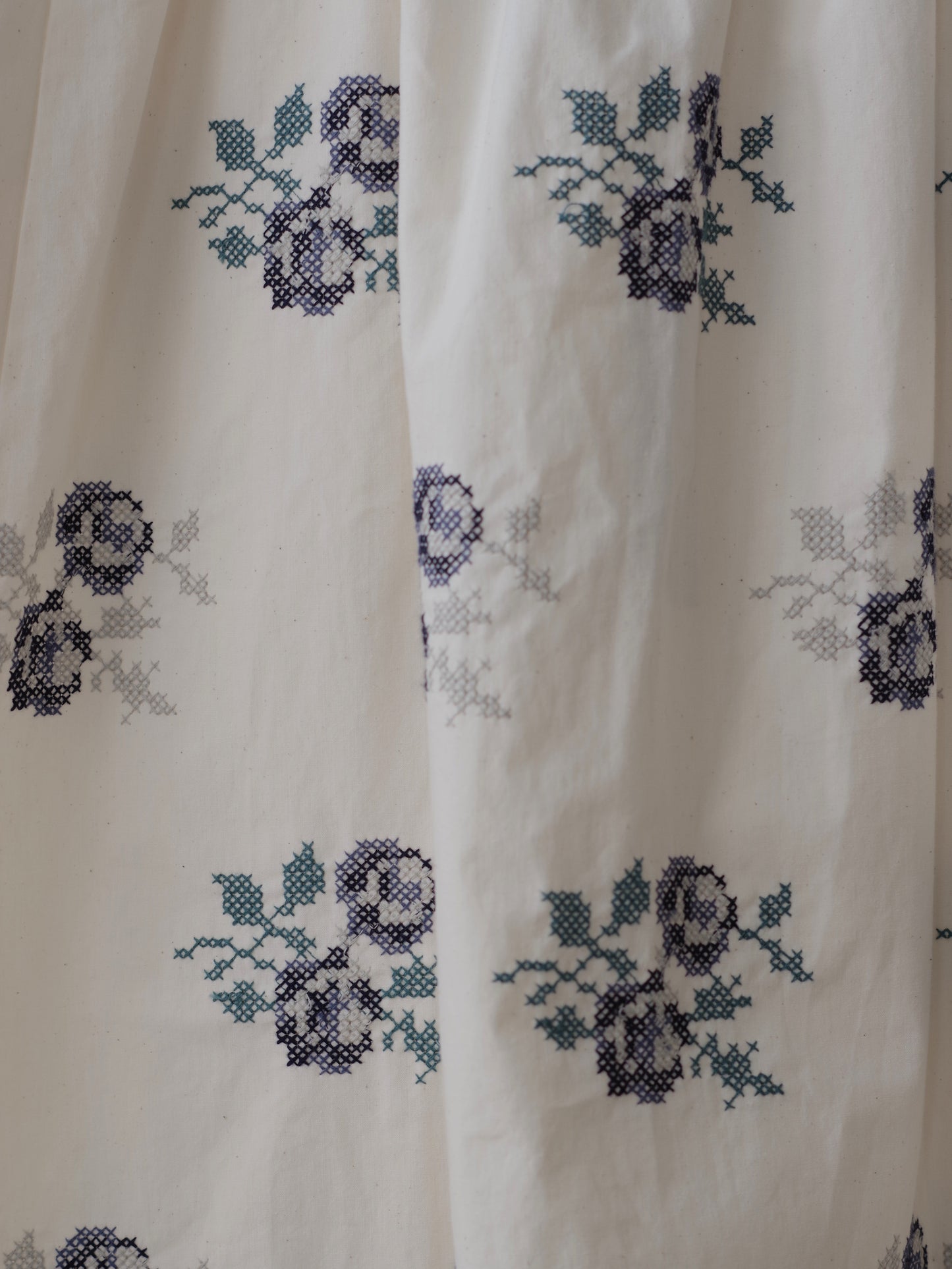 クロスステッチスカート | pot and tea