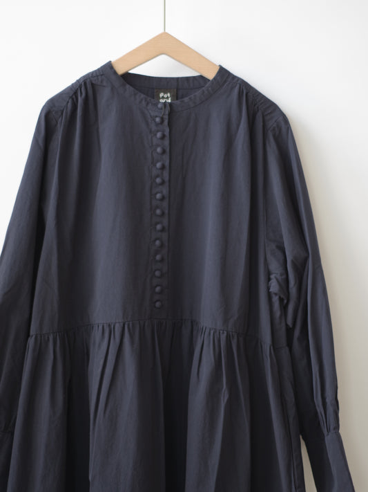 ノーカラーロングワンピース | pot and tea