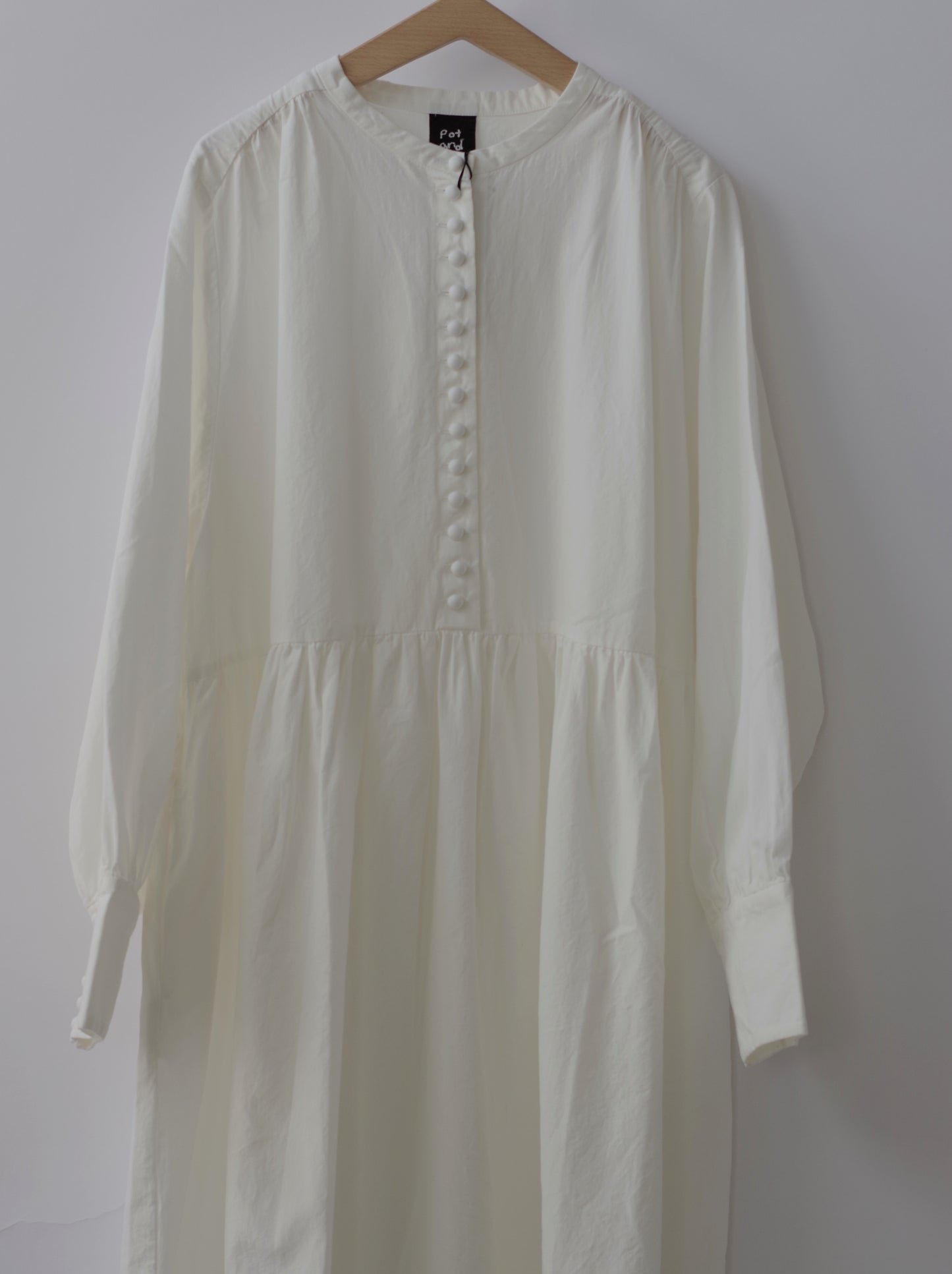 ノーカラーロングワンピース | pot and tea