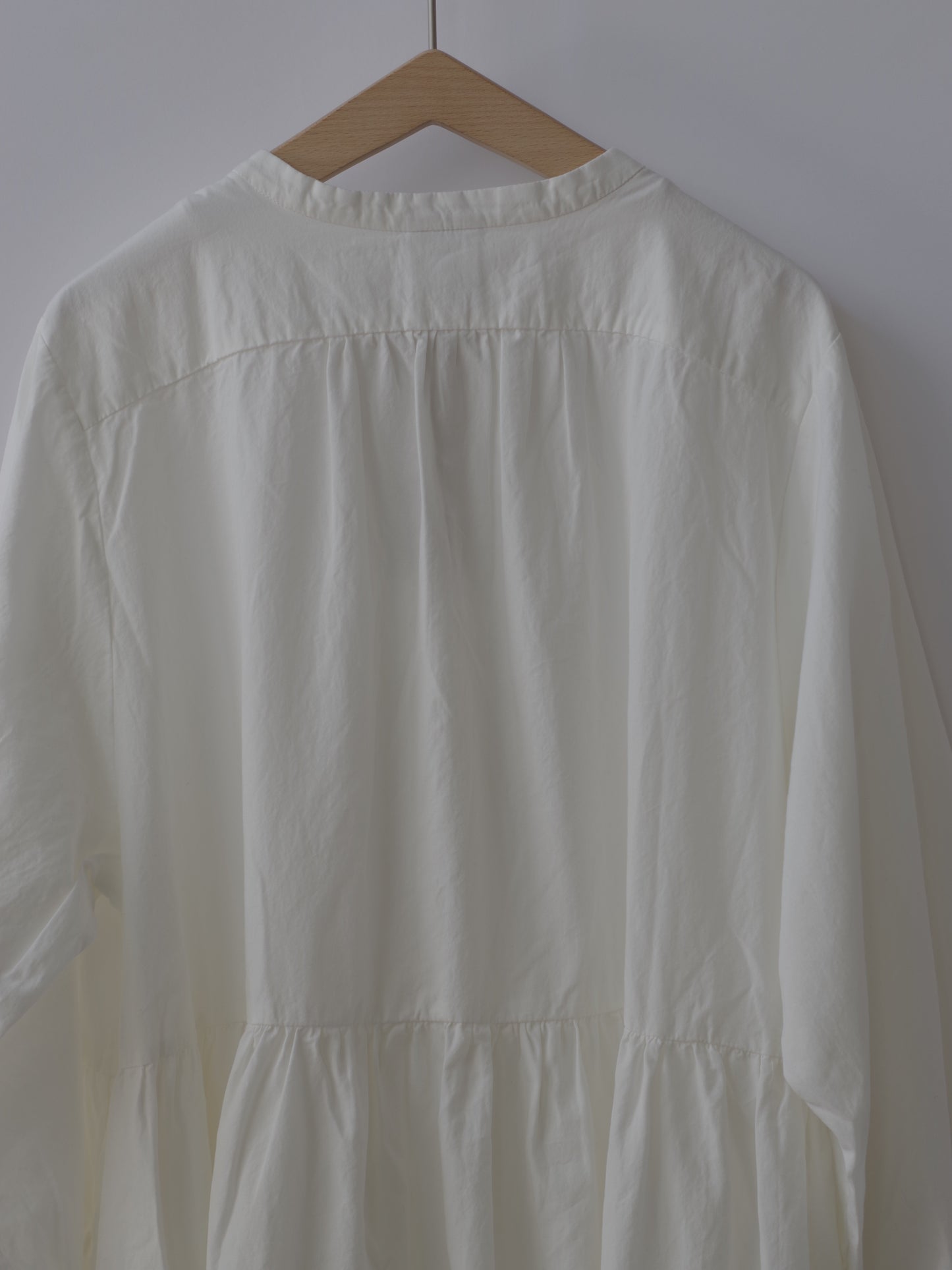 ノーカラーロングワンピース | pot and tea