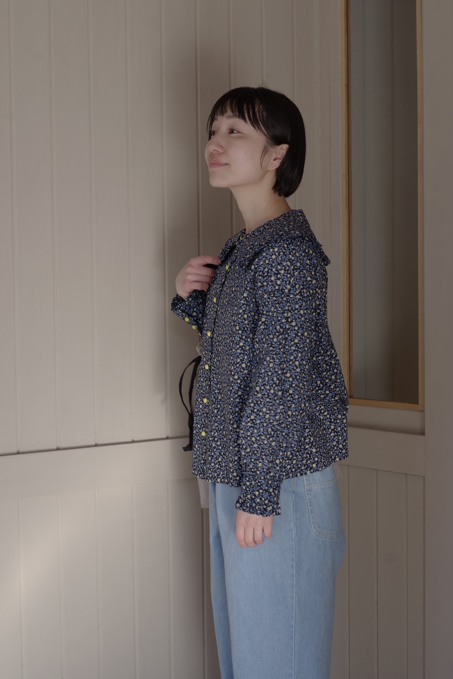 小花プリントフリルビックカラーブラウス | potandtea