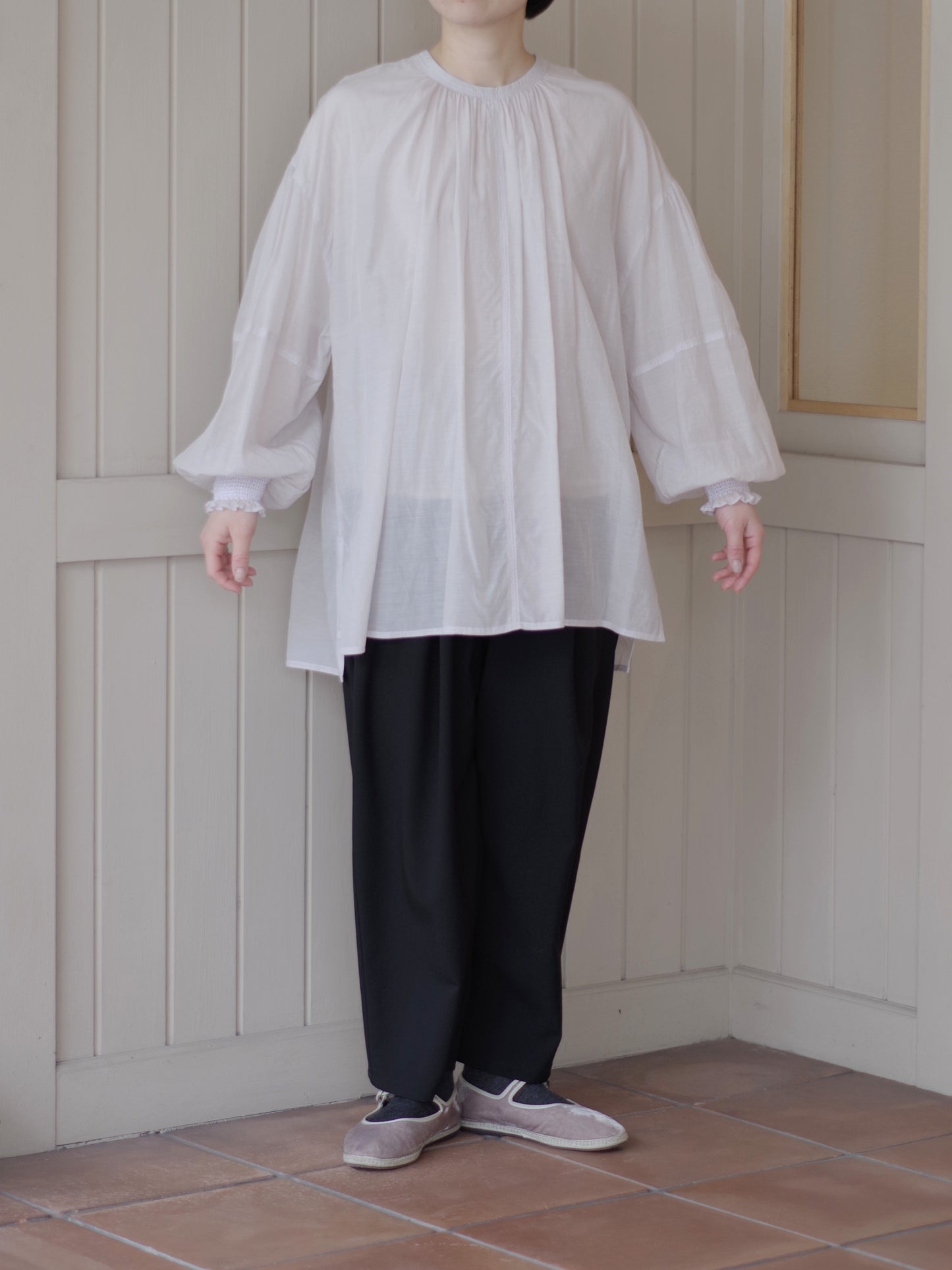 100/1Cotton/Cupra gather sleevesブラウス | yuni
