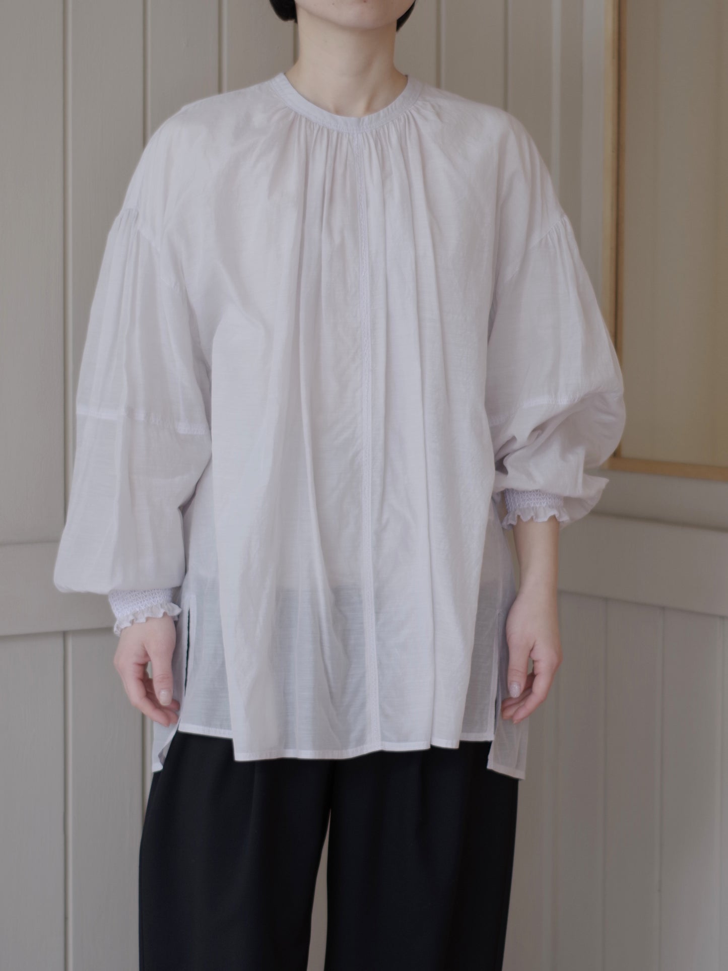 100/1Cotton/Cupra gather sleevesブラウス | yuni