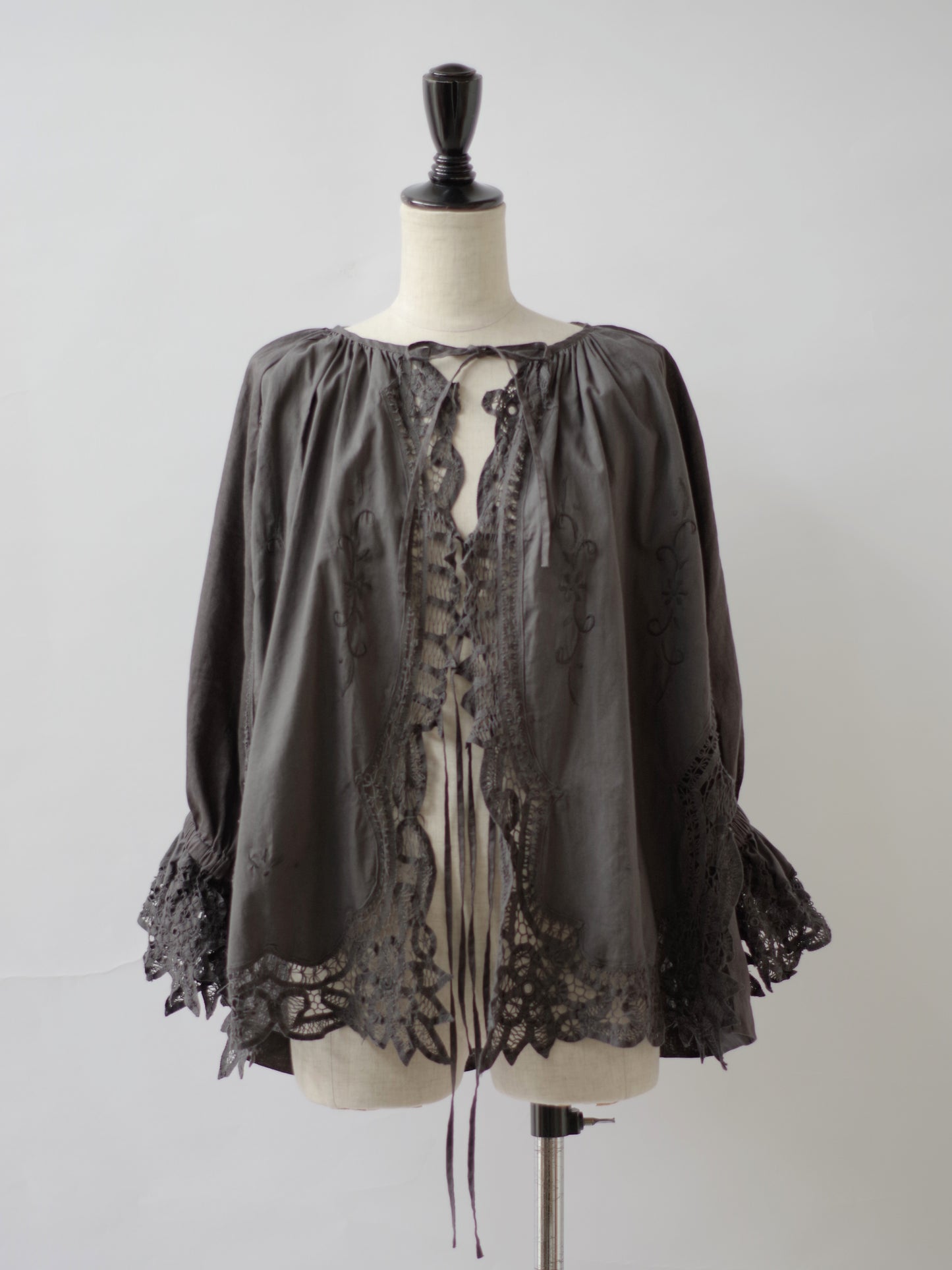 batten parts blouse | Heriter