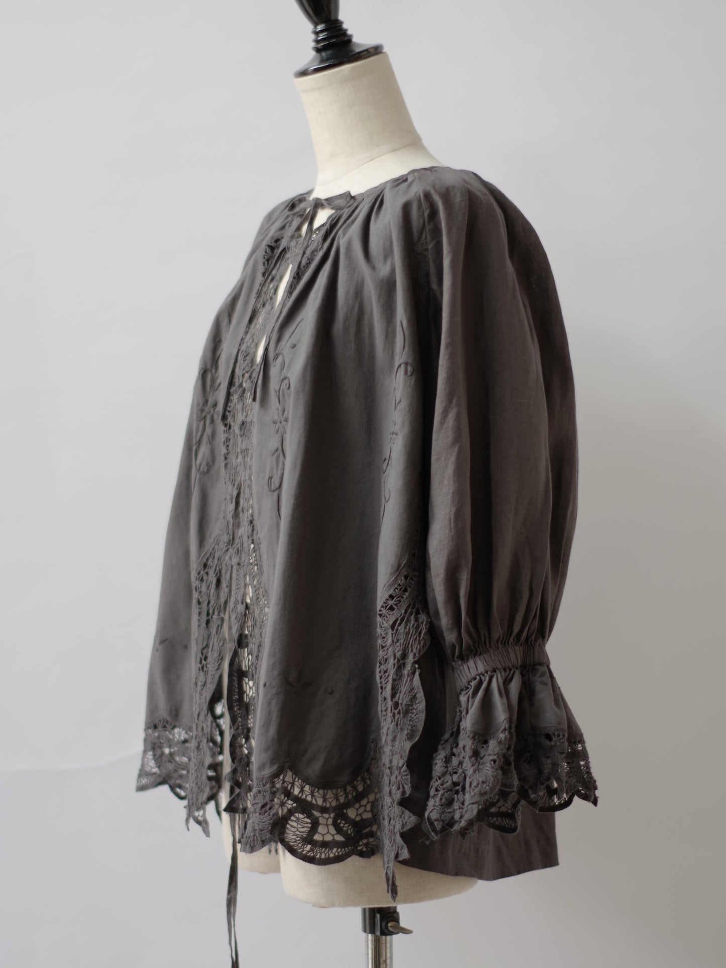batten parts blouse | Heriter
