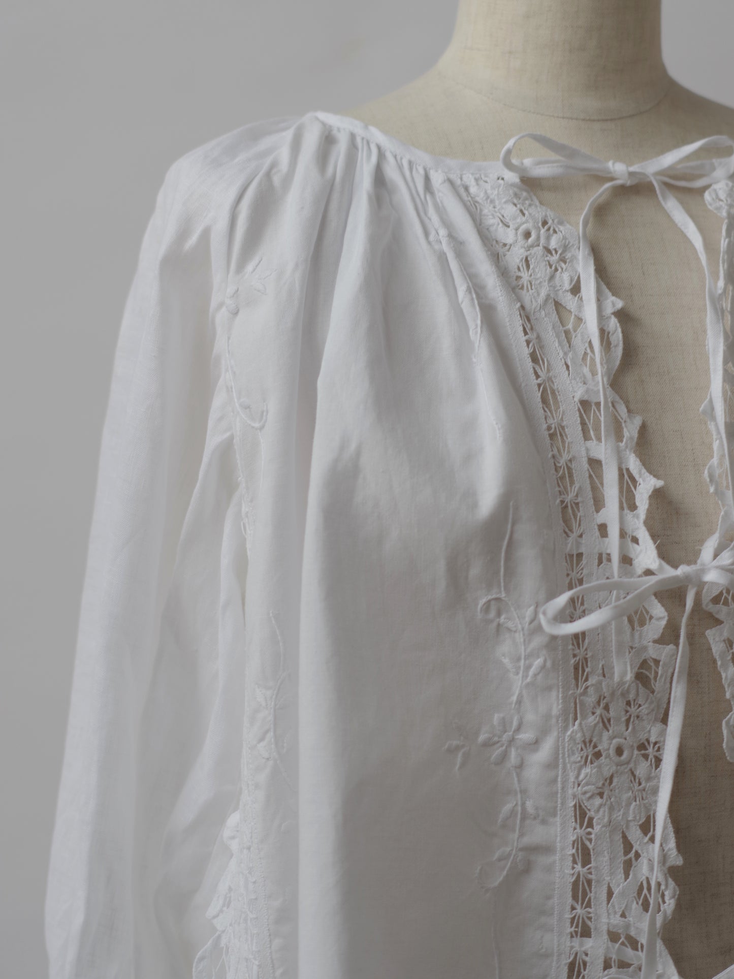 batten parts blouse | Heriter