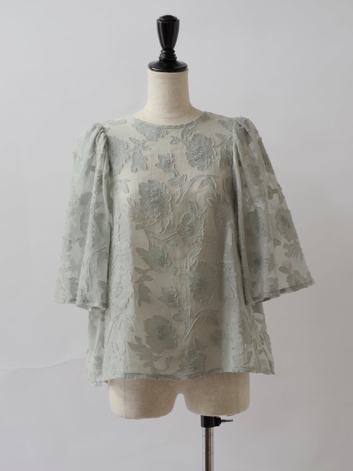 botanical cut jaquard blouse  | Heriter
