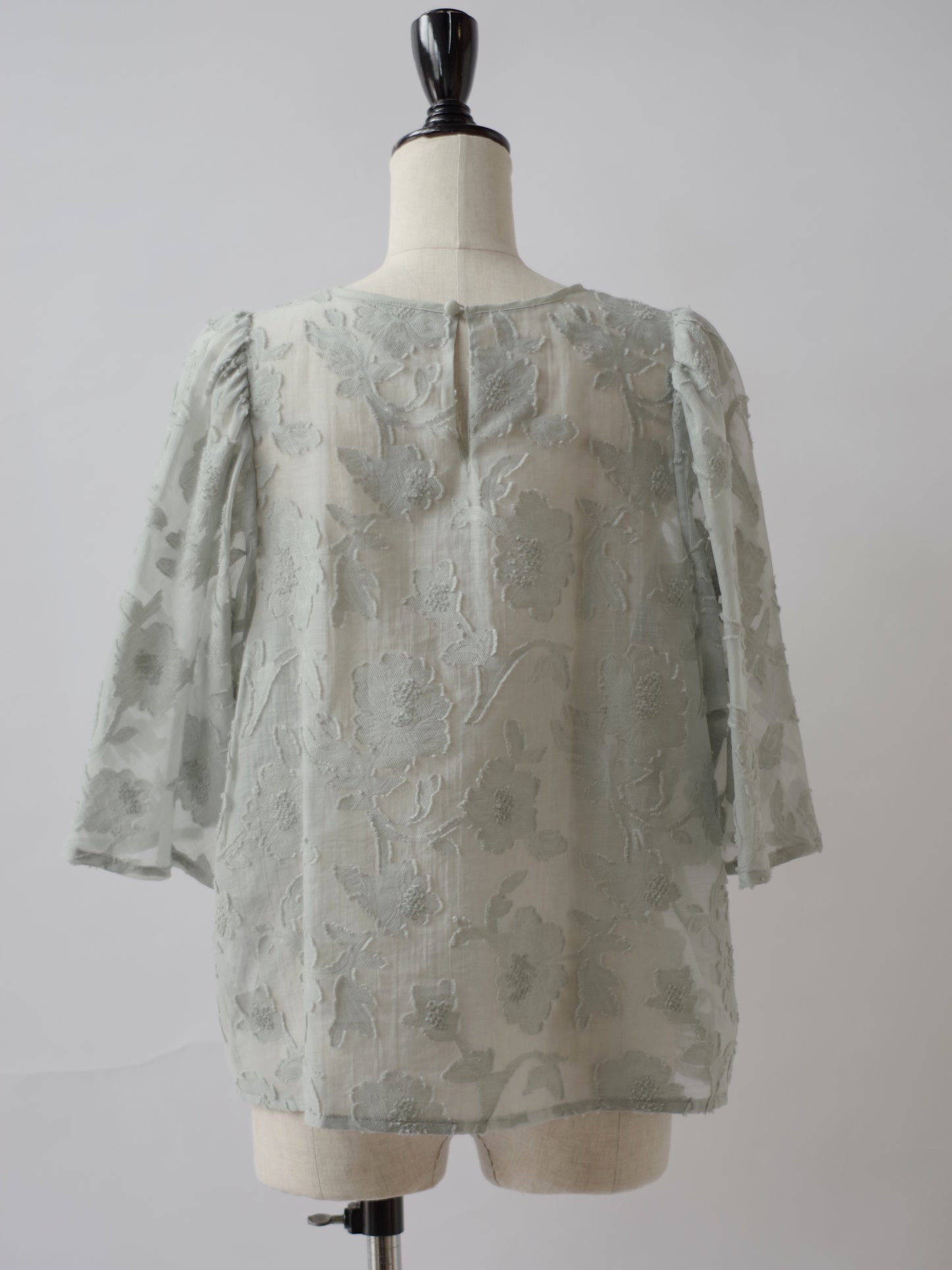 botanical cut jaquard blouse  | Heriter