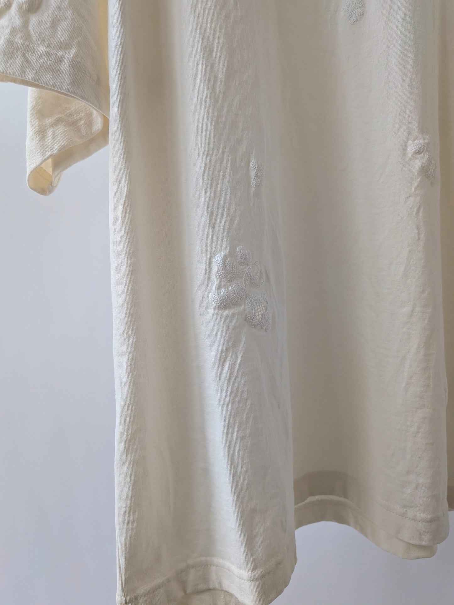 antique chain embroidery Tシャツ| qiri