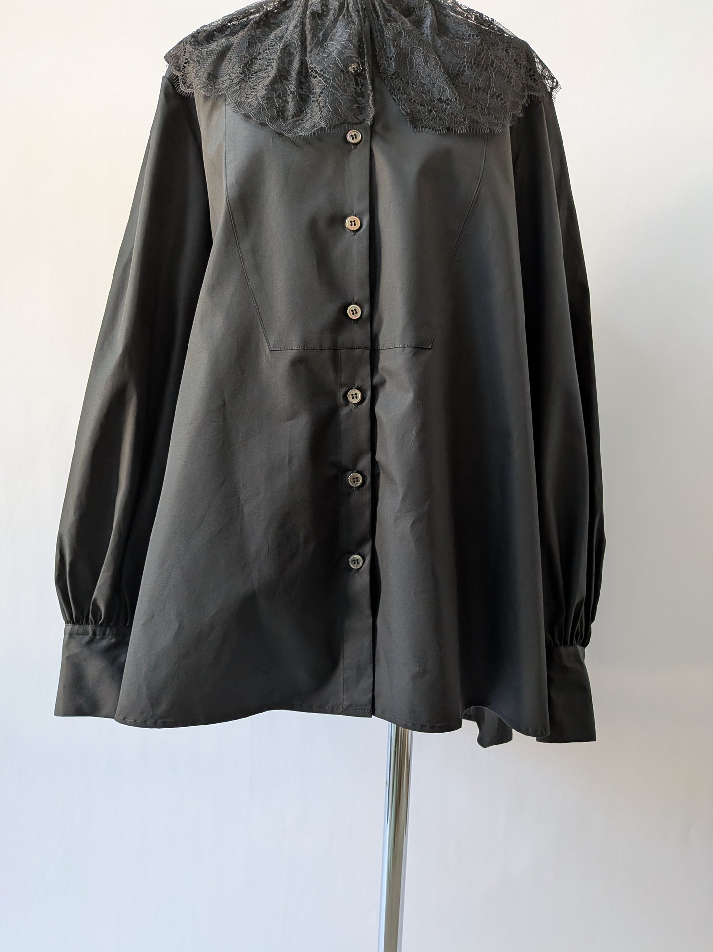 lace  collar  blouse | Heriter