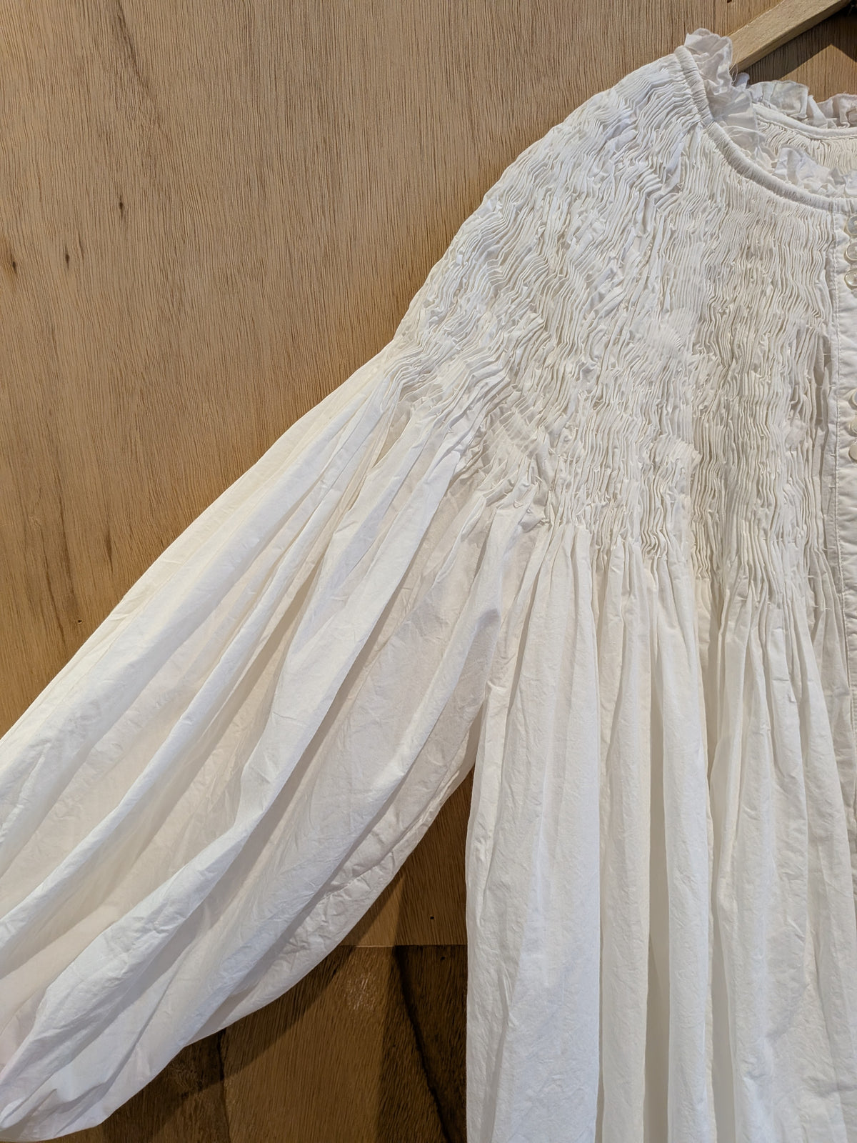サーキュラースモッキングシャツ | ROBE de PEAU