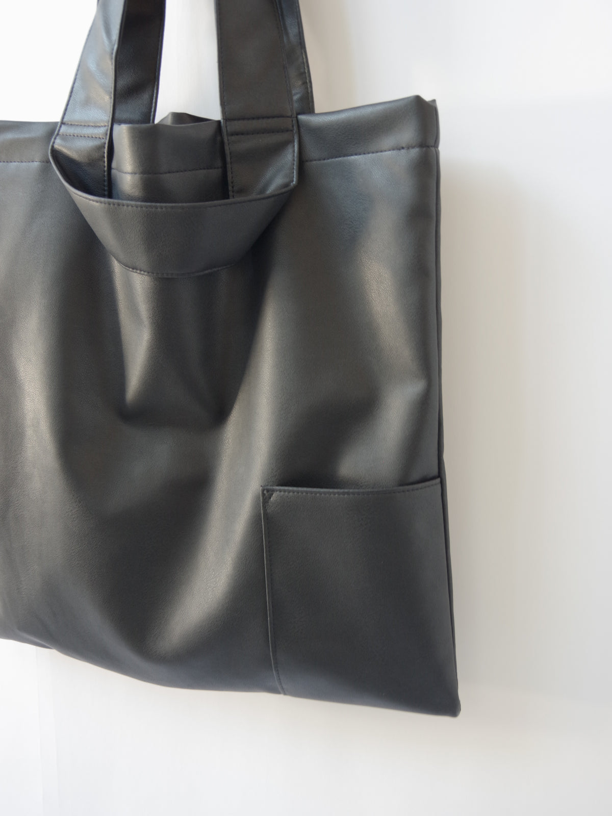 PU stitch tote   ステッチトート | MARCH APRIL MAY