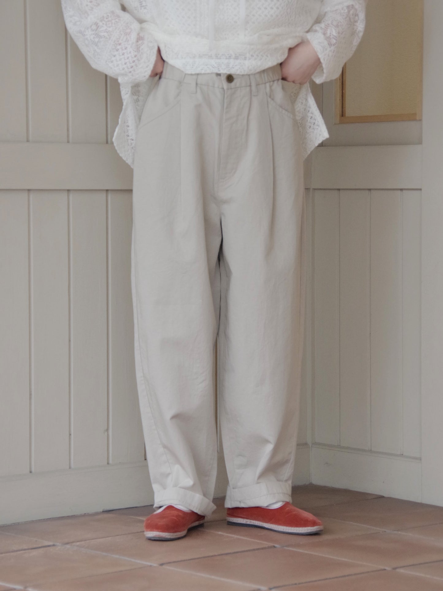 綿麻ツイル バレルストレートパンツ | Hands of creation