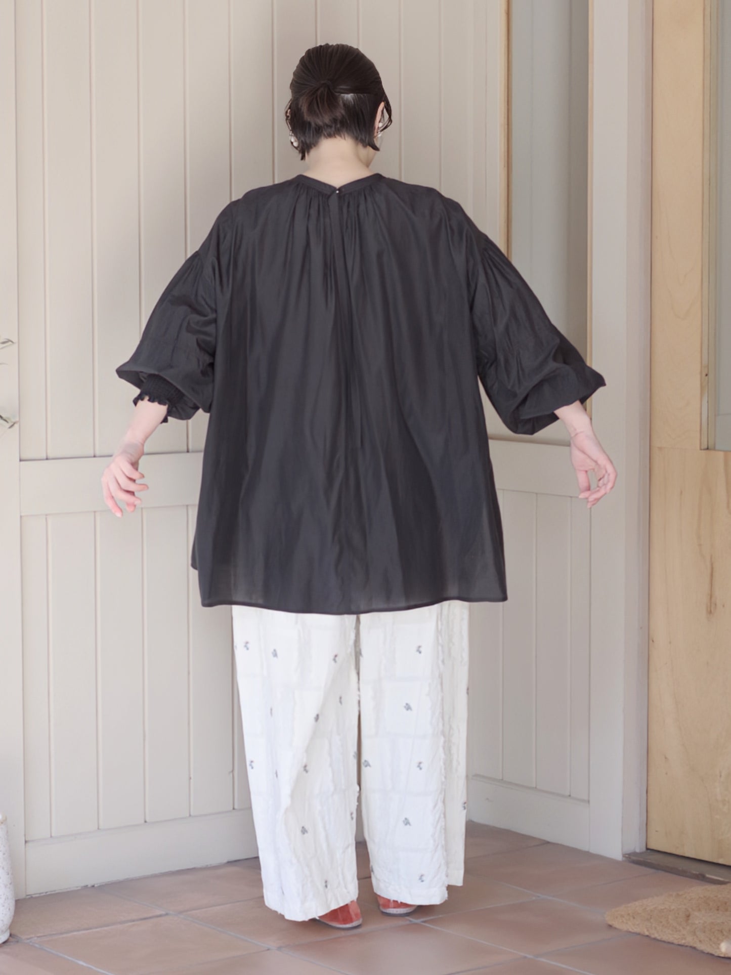 100/1Cotton/Cupra gather sleevesブラウス | yuni