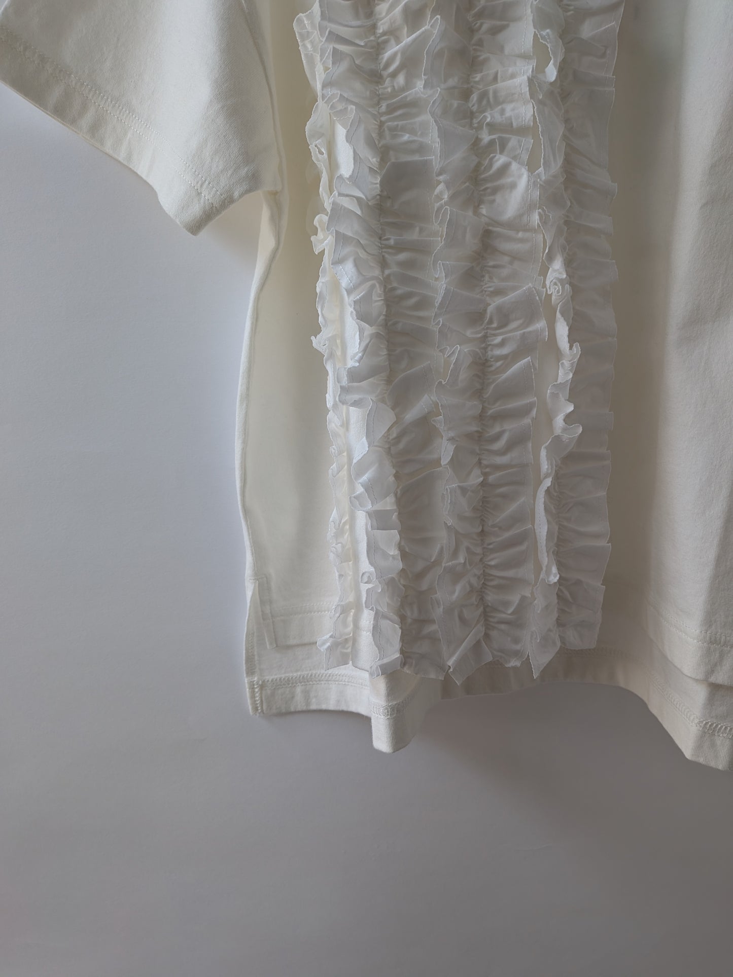 クラシック天竺　半袖フリルTシャツ | UNIVERSAL SEVEN