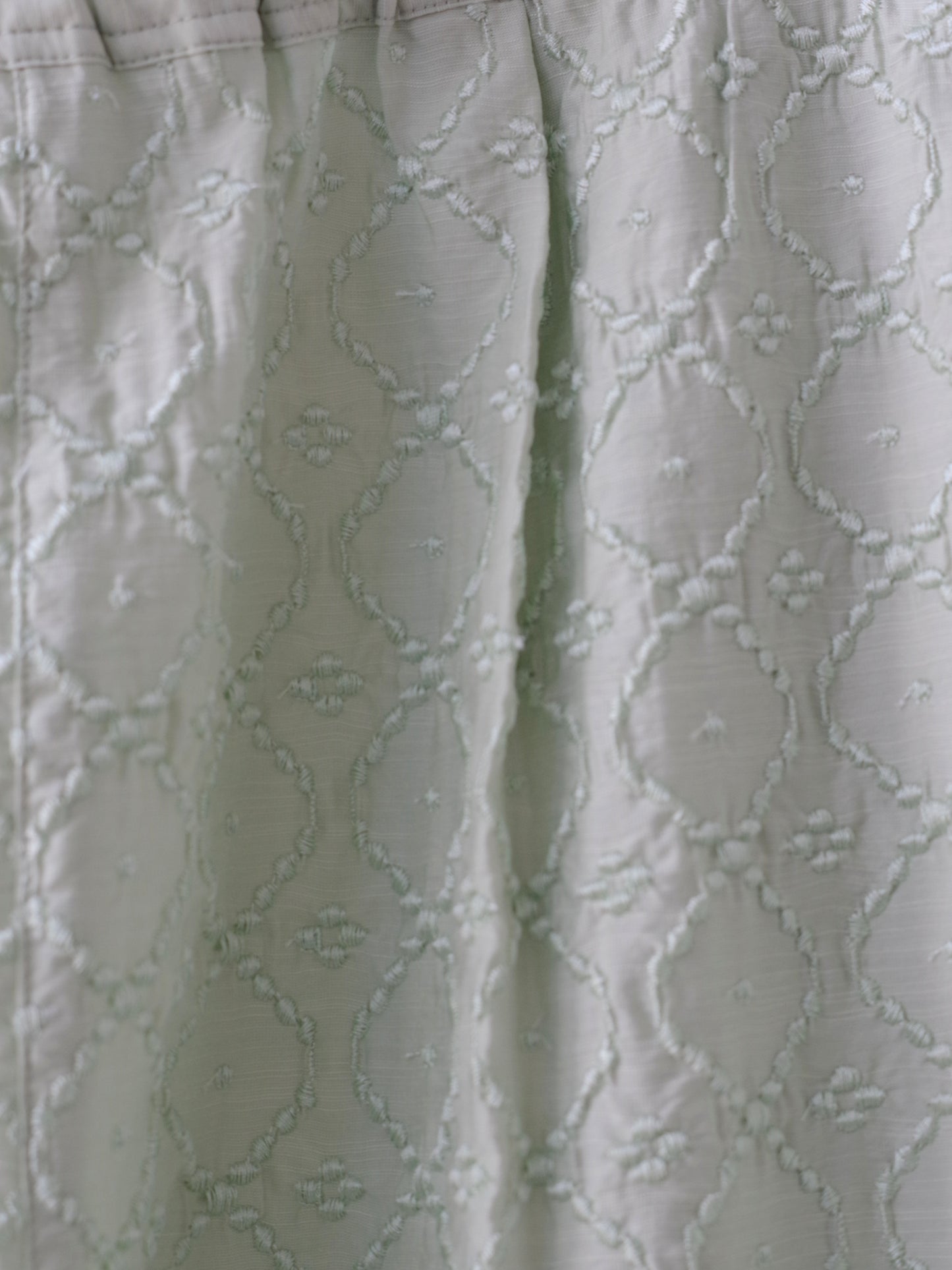 単色刺繍 wide pettit パンツ | yuni