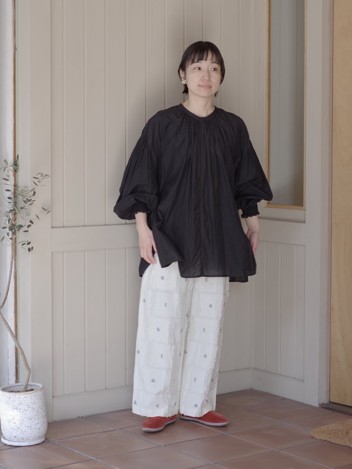 100/1Cotton/Cupra gather sleevesブラウス | yuni
